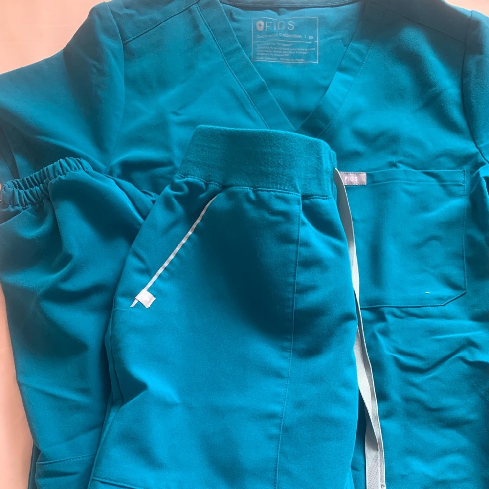 FIGS JOGGER SET Caribbean Blue